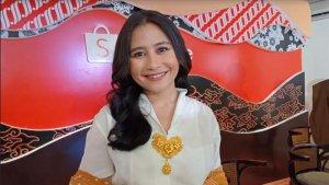 prilly-latuconsina-mmerput.jpg