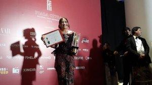 prilly-piala-citraaa.jpg