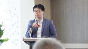prof-dr-ariawan-gunadi-sh-mh-gen-zz.jpg