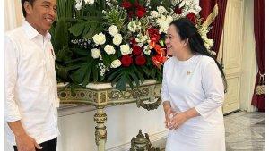 puan-dan-jokowi-tertawa.jpg