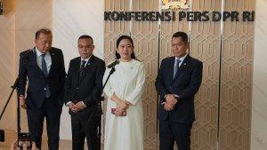 puan-maharani-dan-dasco.jpg