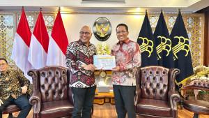 pwi-menkumham-sjd.jpg