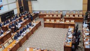 raker-komisi-iii-dpr-bnpt-ri-rycko-amelza-dahniel.jpg
