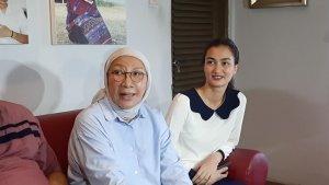 ratna-sarumpaet-bersama-anaknya.jpg