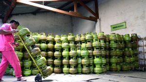 rencana-pembatasan-penjualan-elpiji-subsidi-3-kilogram_20230110_141032.jpg