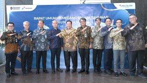 rups-pelita-air.jpg