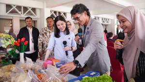 sandiaga-dan-angela-1.jpg