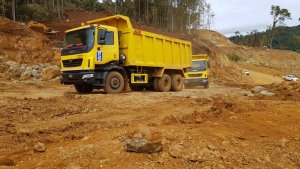 sda-tambah-armada-truk-tata_20190401_000334.jpg