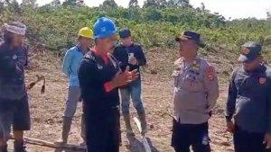 sebelum-penangkapan-sembilan-petani-sawit-di-penajam-paser-utama-kalimantan-timur.jpg