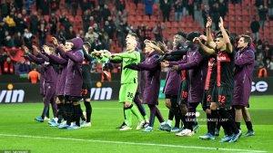 selebrasi-pemain-bayer-leverkusen-usai-berhasil-lolos-ke-16-besar-liga-eropa.jpg