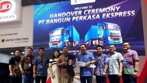 serah-terima-unit-truk-kuzer-ok.jpg