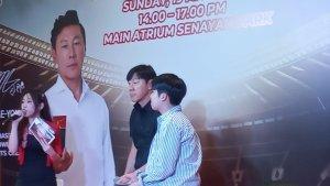 shin-tae-yong-saat-menghadiri-kegiatan-meet-and-greet-di-senayan-park.jpg