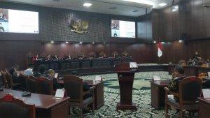 sidang-mk-vonis-syarat-batas-usia-pelamar-kerja.jpg