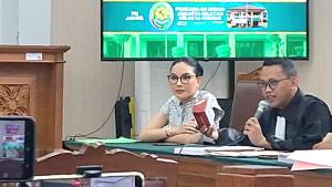 sidang-nikita-mirzani-live.jpg
