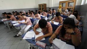 siswa-kelas-12-SMA-1.jpg