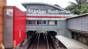 stasiun-sudirman-large_20151113_080218.jpg