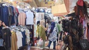 suasana-pusat-perbelanjaan-mangga-dua.jpg