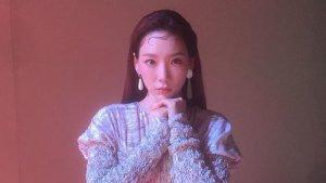 taeyeon-snsd-cantik.jpg