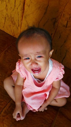 tantrum-terhadap-anak-kecil_20150419_175459.jpg