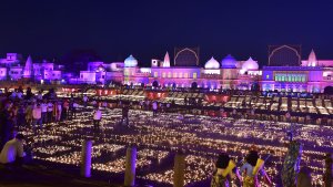 umat-hindu-india-rayakan-diwali_20221024_211653.jpg