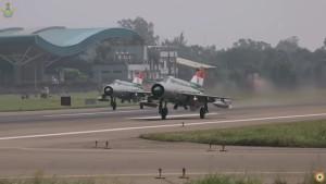 v-MiG-21-pensiun.jpg