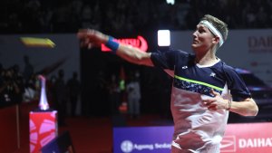 viktor-axelsen-juara-tunggal-putra-indonesia-masters-2022_20220612_180415.jpg