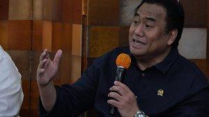 wakil-ketua-dpr-ri-bidang-korinbang-rachmat-gobel.jpg