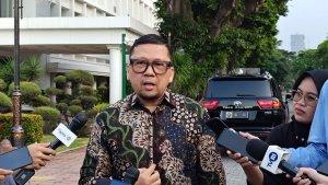 wakil-ketua-umum-dpp-partai-golkar-ahmad-doli-kurnia-tandjung-di-kementerian-sekretariat-negara.jpg