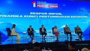 wamenperin-faisol-riza-di-acara-1-Tahun-Pemerintahan-Prabowo-Gibran.jpg