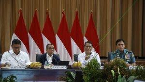 wamentan-Sudaryono-tekan-impor.jpg