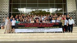 warga-unit-apartemen-di-Jakarta-Barat-unjuk-rasa-soal-hak-Akta-Jual-Beli-AJB-dari-pengembang.jpg