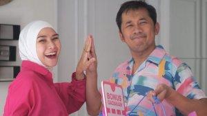 zaskia-membagikan-hal-pertama-yang-dilakukan-hanung-pascaoperasi-rupanya.jpg