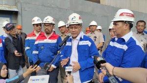 zulkifli-hasan-melakukan-sidak-langsung-ke-lokasi-pengisian-gas-elpiji-3-kg.jpg