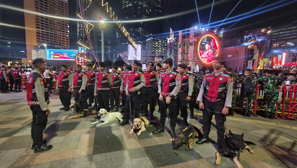 10-Anjing-K-9-Ikut-Amankan-Perayaan-Malam-Tahun-Baru-di-Bundaran-HI-Diterjunkan-di-Titik-Rawan.jpg