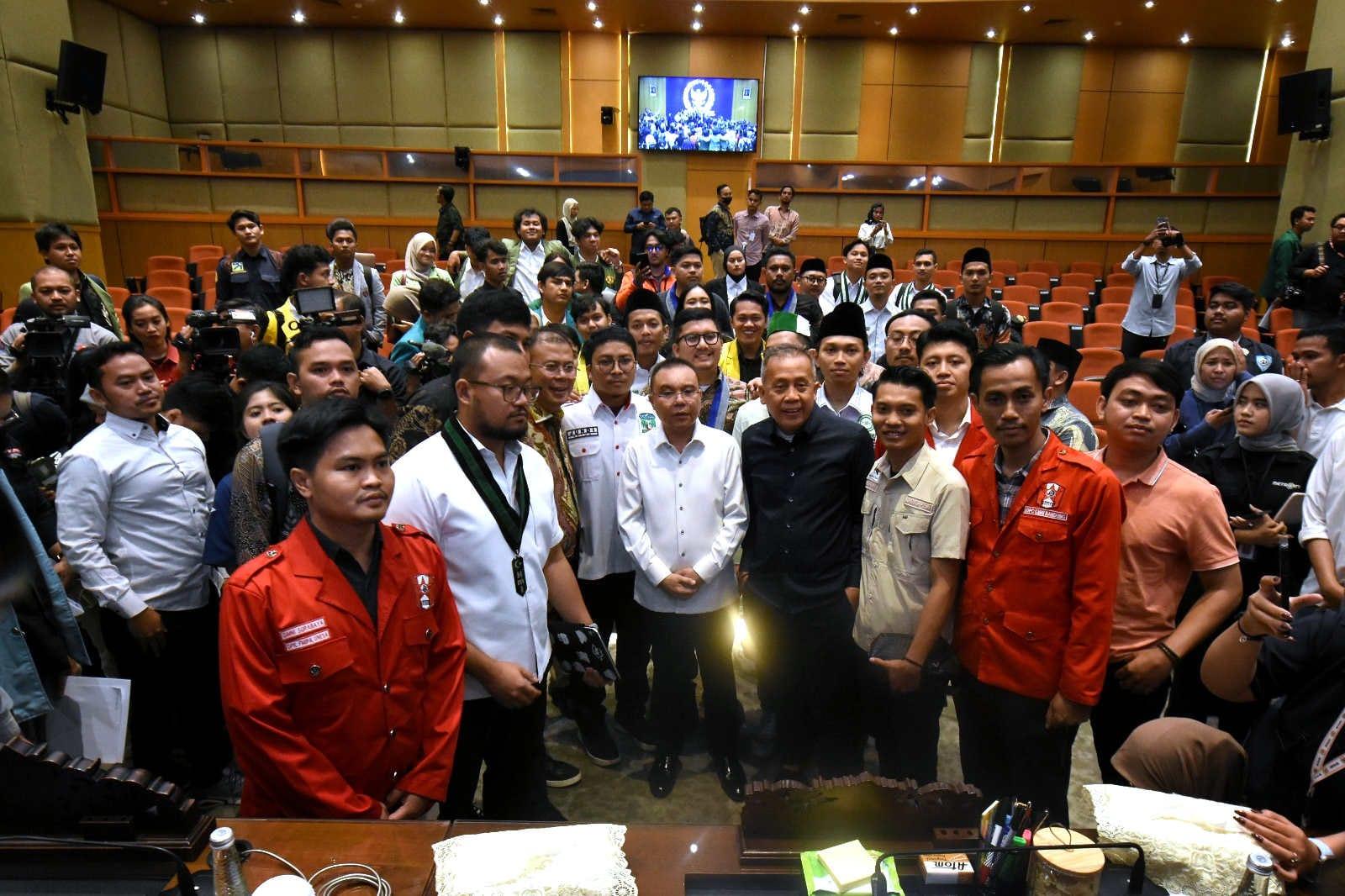 Terima Perwakilan Organisasi Kemahasiswaan, Pimpinan DPR RI Ajak Berdialog dan Dengarkan Aspirasi