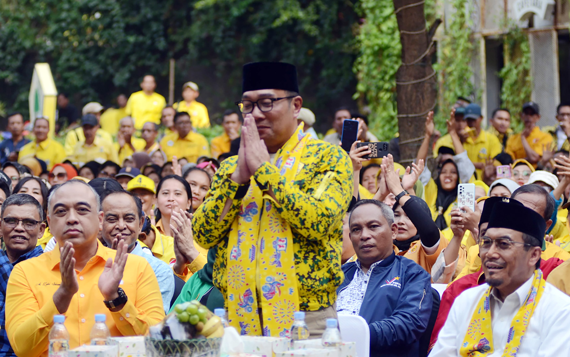 1700-Kader-Golkar-Siap-Dukung-Ridwan-Kamil-dan-Suswono_20240922_075442.jpg