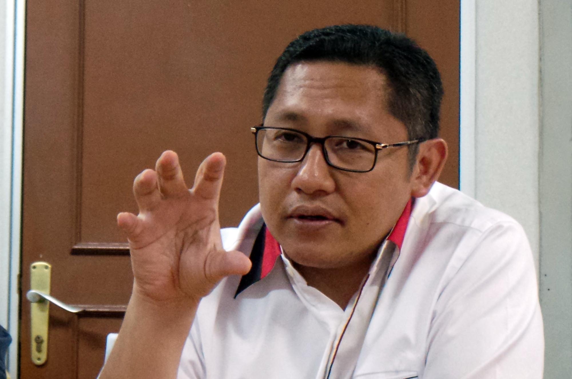 20131203_212041_anas-buka-bukaan-dengan-tribun.jpg