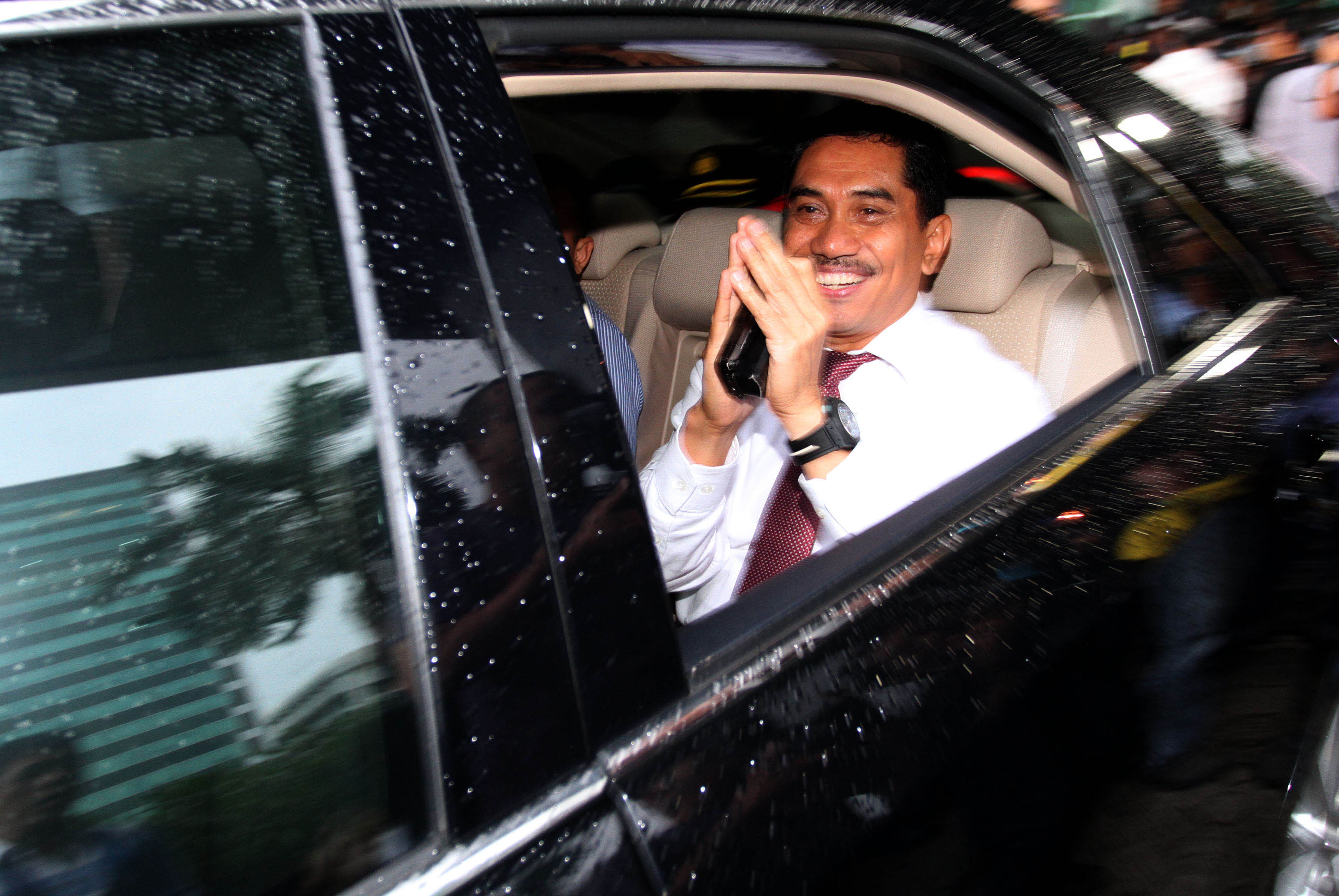 20131216_101217_kepala-bareskrim-polri-irjen-pol-suhardi-alius-kunjungi-kpk.jpg