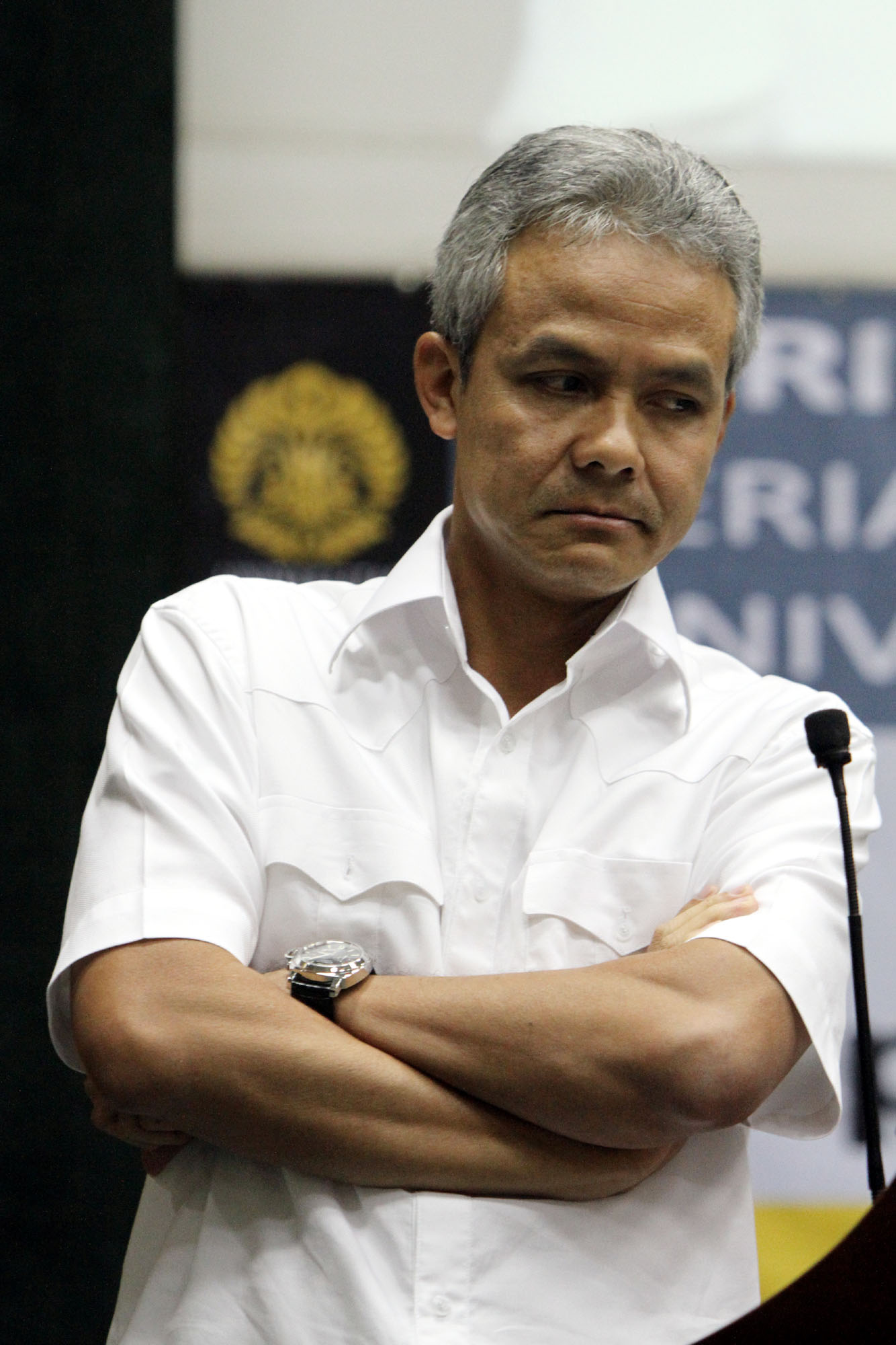 20131220_225750_serial-diskusi-kedua-dewan-guru-besar-universitas-indonesia.jpg