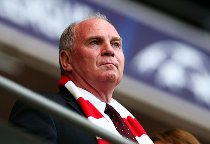 20131223_204612_uli-hoeness-syalllmerahputihhhh.jpg