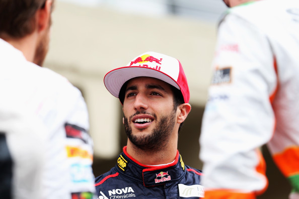 20131225_212150_daniel-ricciardo-gingobrollll.jpg