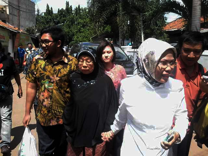 20131226_114130_ratu-tatu-dan-ananda-triana-salichan-adik-dan-anak-atut.jpg