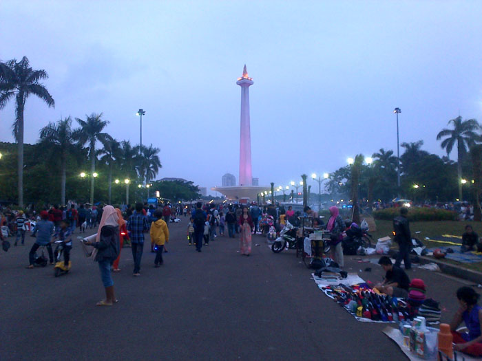 20131231_183452_monas-jelang-tahun-baru-2014.jpg