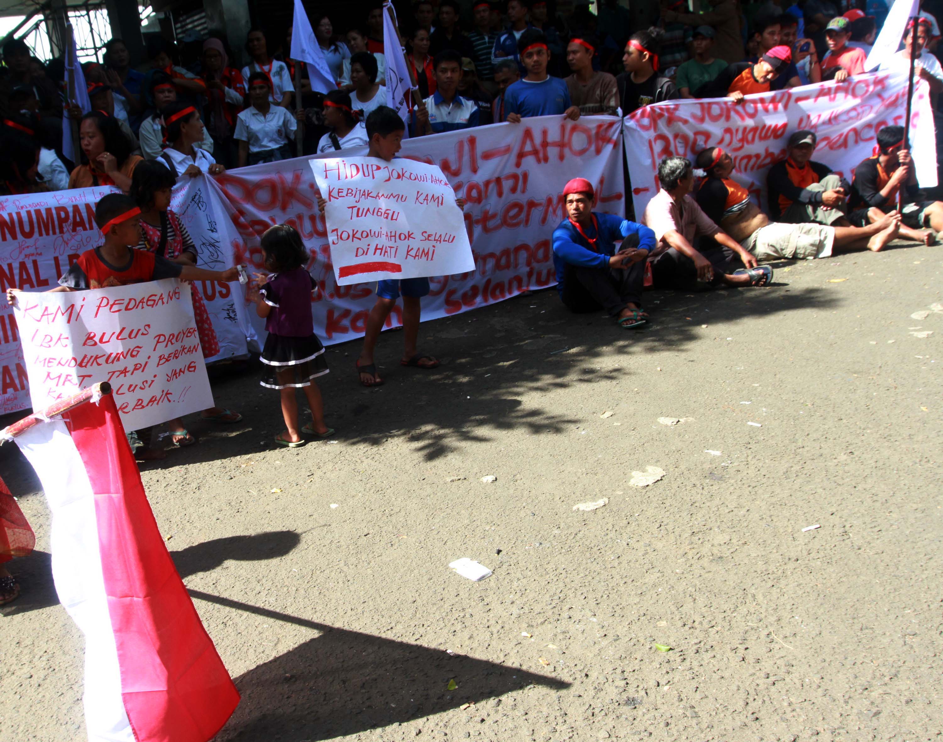 Beri Kesempatan Bus AKAP Memperkuat MRT