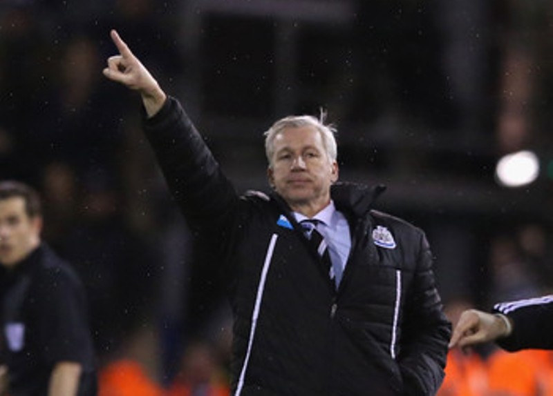 Pardew Punya Taktik Jitu Redam MU