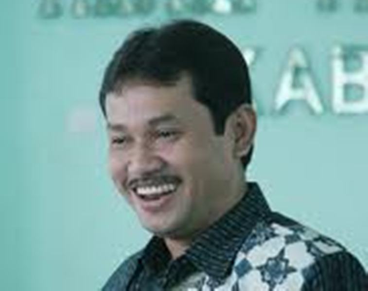 20140113_125432_rachmat-yasin-senyummm.jpg