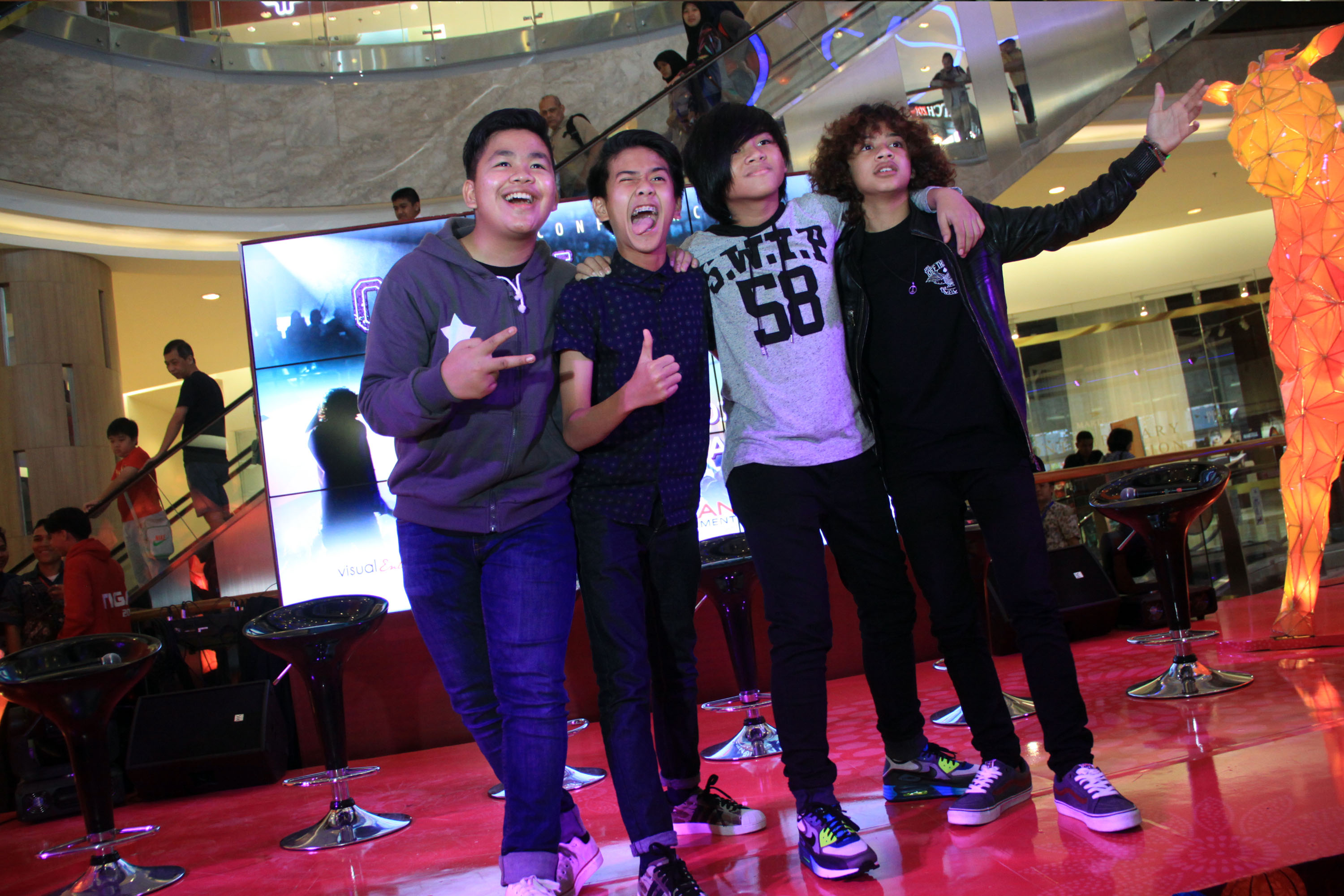 20140206_211336_konser-perpisahaan-coboy-junior.jpg