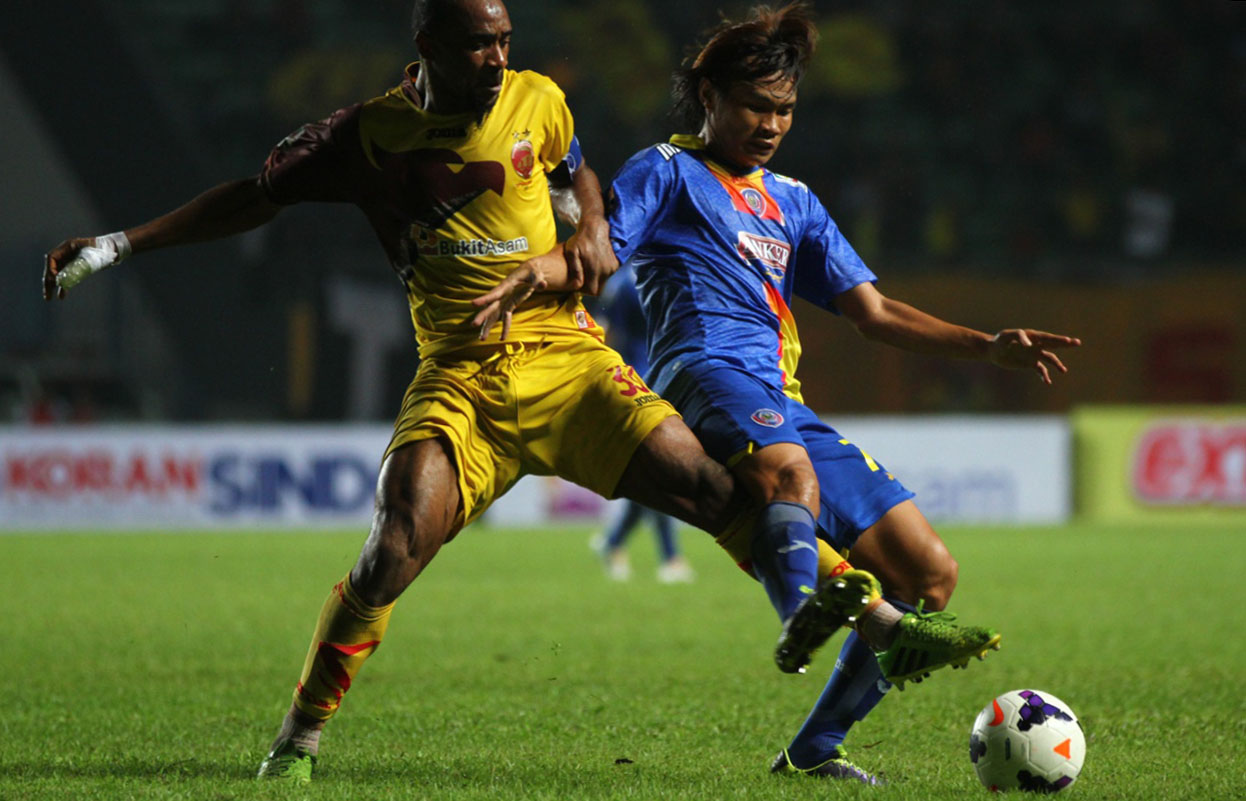 20140210_220717_sriwijaya-fc-dibungkam-arema-cronus-0-2-laga-isl.jpg