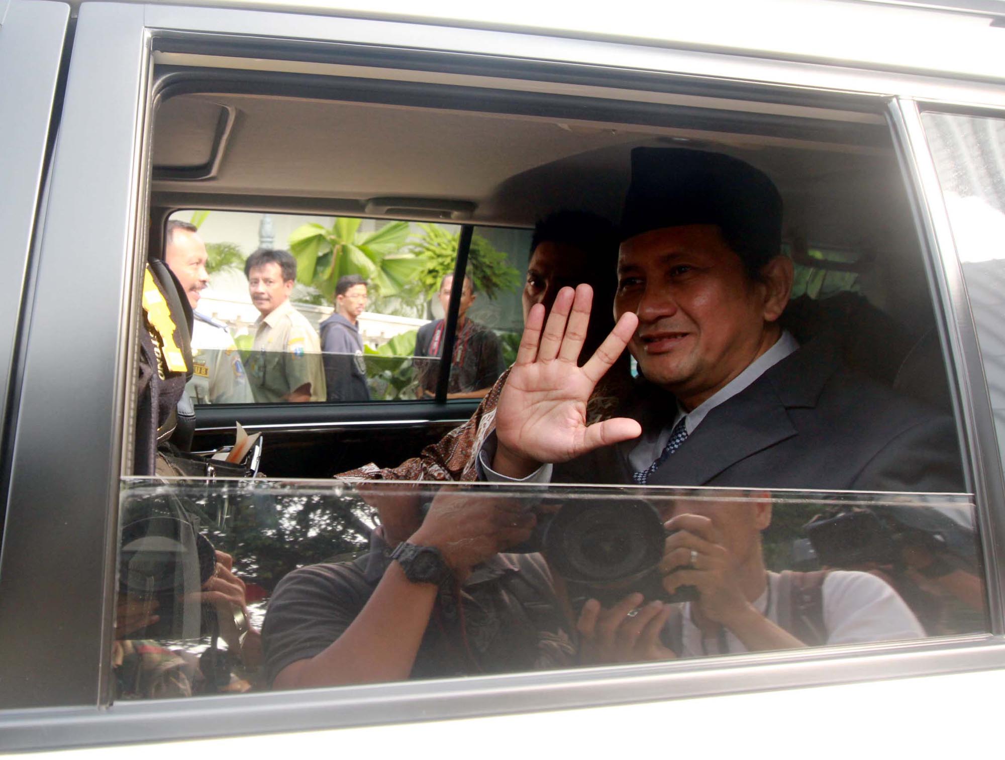 20140213_150403_kepala-dishub-dki-jakarta-dicopot.jpg