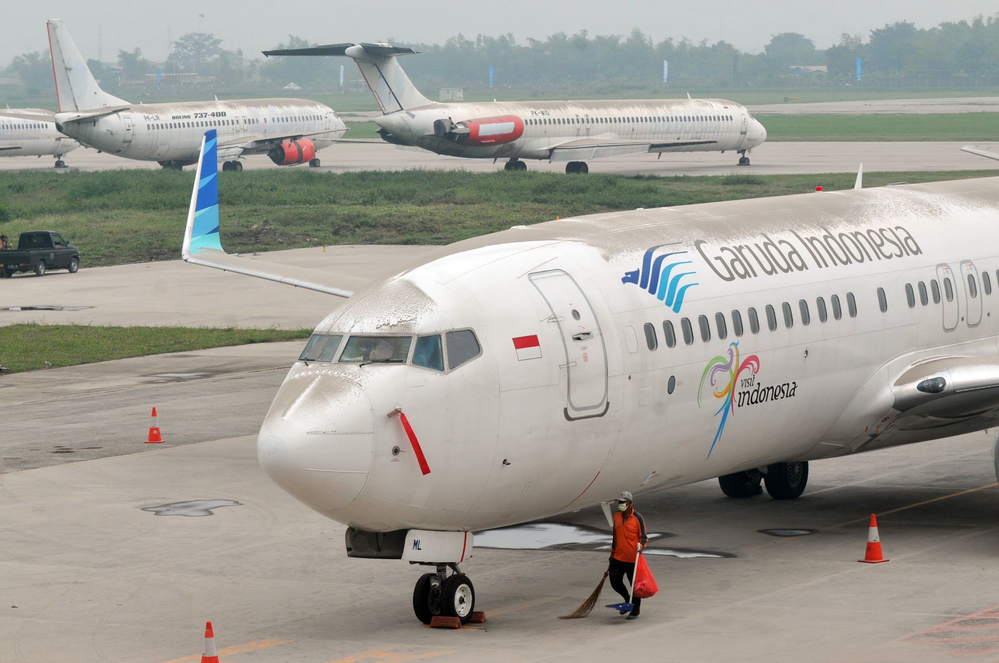 20140214_141140_bandara-internasional-juanda-lumpuh.jpg